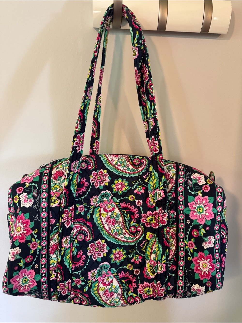 Vera Bradley Navy Floral Paisley Quilted Travel Small Duffle.